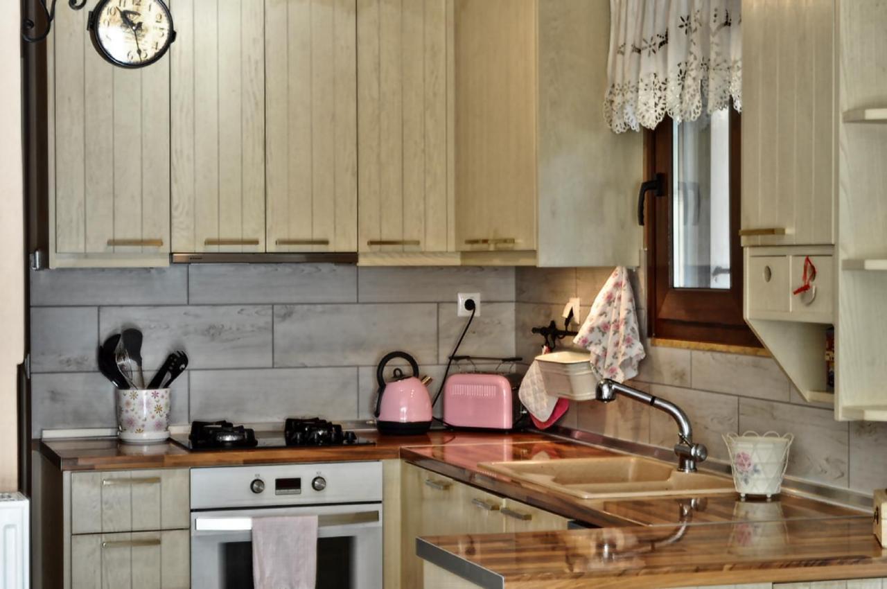 Chalet Coquelicot Kalawrita Zewnętrze zdjęcie