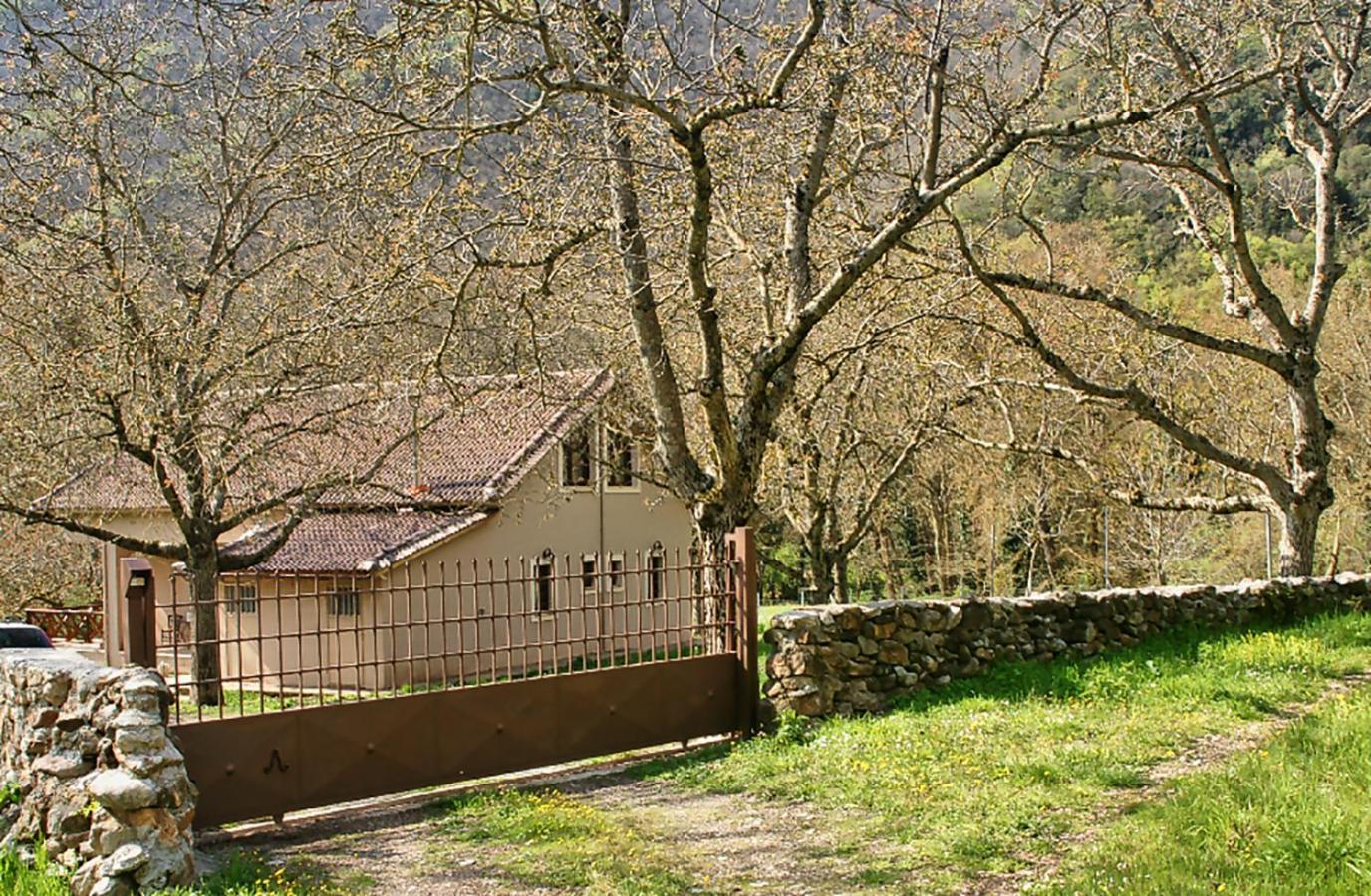 Chalet Coquelicot Kalawrita Zewnętrze zdjęcie